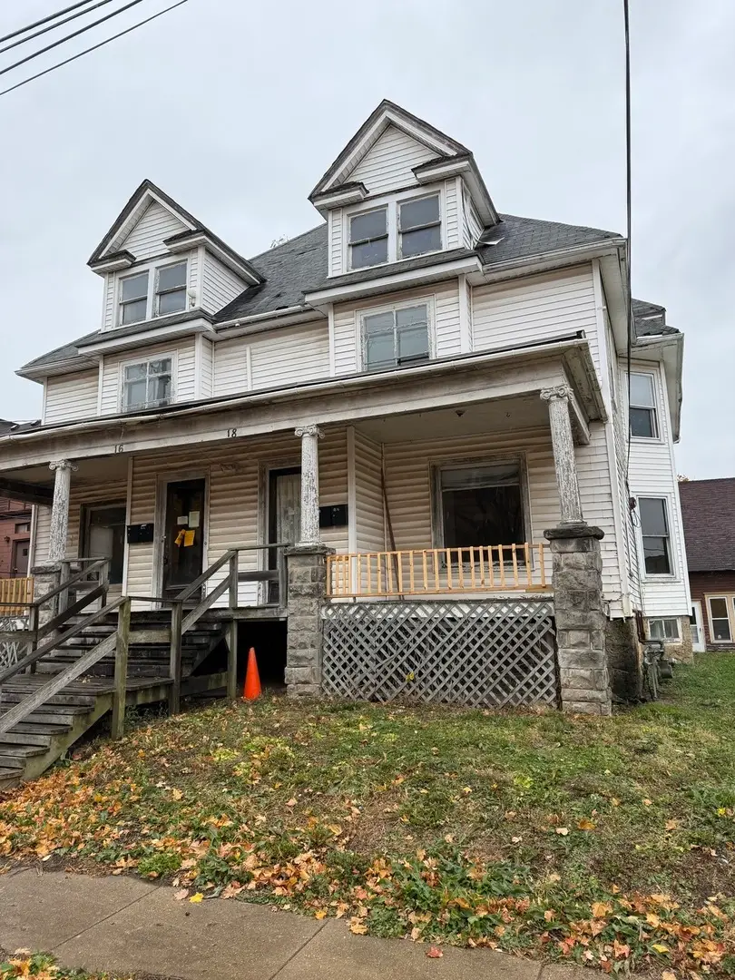 16-18 N Green Avenue, Freeport, IL 61032 - Image #1