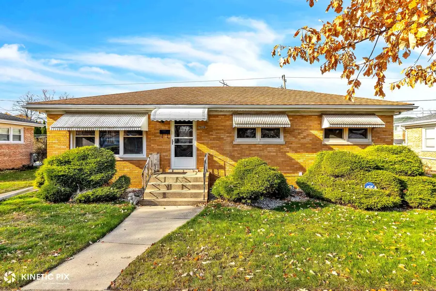 7528 Kenneth Avenue, Skokie, IL 60076 - Image #2