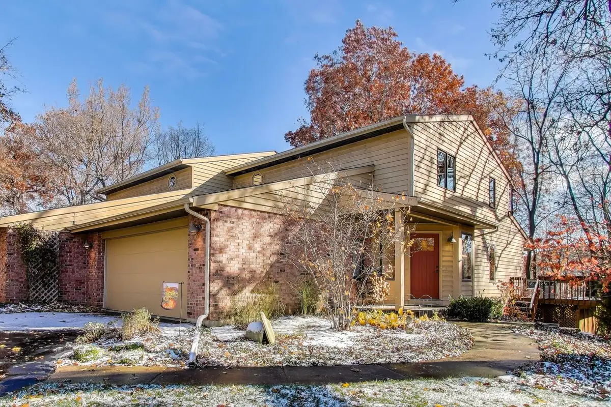 42W231 Retreat Court, Saint Charles, IL 60175 - Image #1