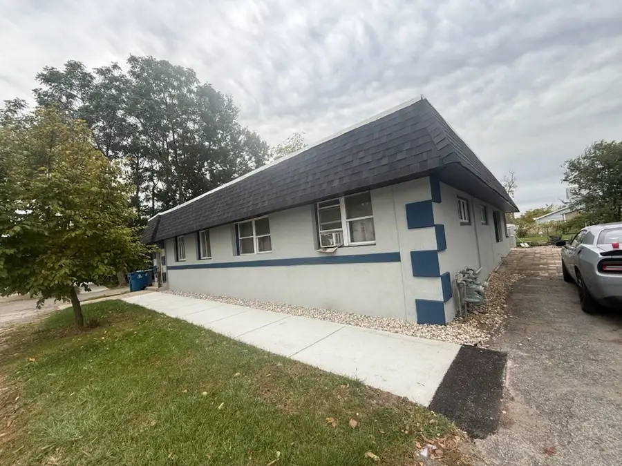 210 Southgate Avenue, Chicago Heights, IL 60411 - Image #2