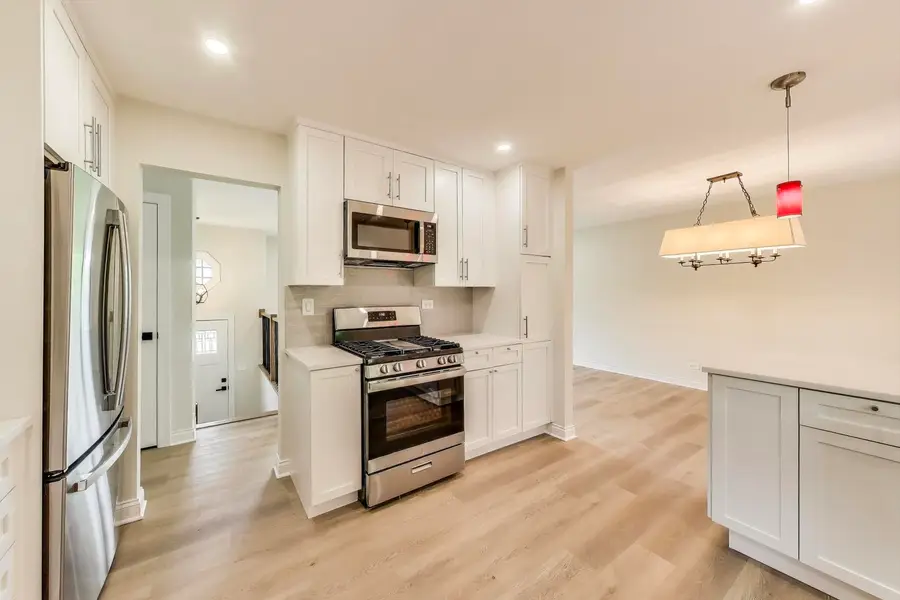 6915 Hawthorne Lane, Hanover Park, IL 60133 - Image #3