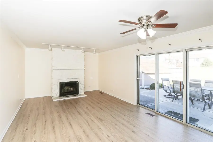 760 Longford Drive, Roselle, IL 60172 - Image #3