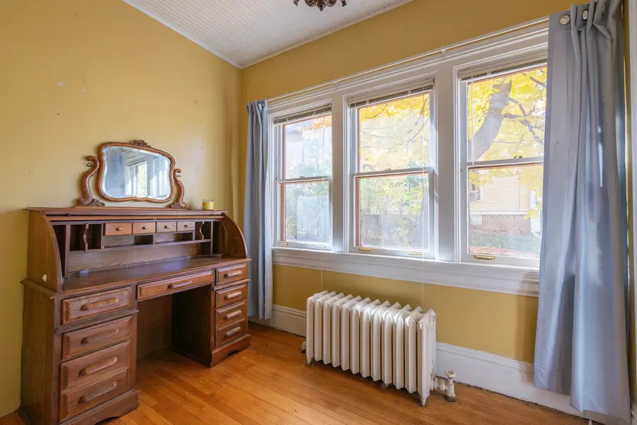 933 W Stephenson Street, Freeport, IL 61032 - Image #2