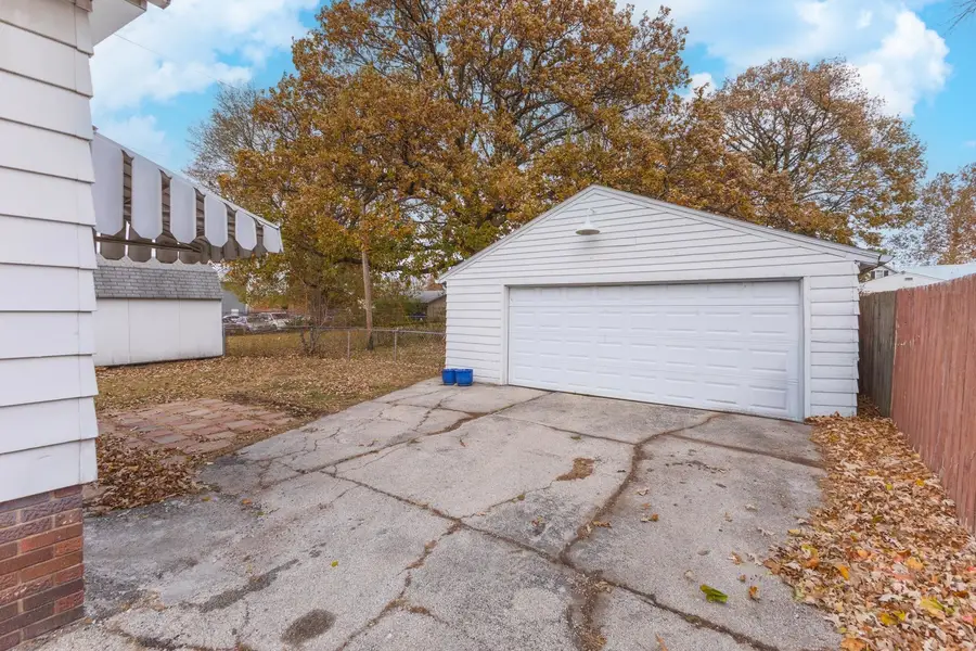 1515 W Market Street, Bloomington, IL 61701 - Image #3