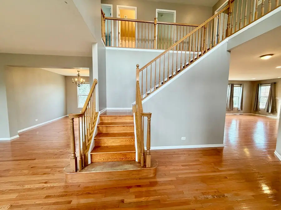 138 Redmond Drive, Gilberts, IL 60136 - Image #2