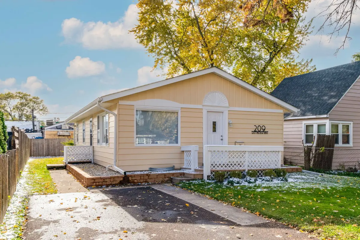 209 E Pineview Drive, Round Lake Park, IL 60073 - Image #1