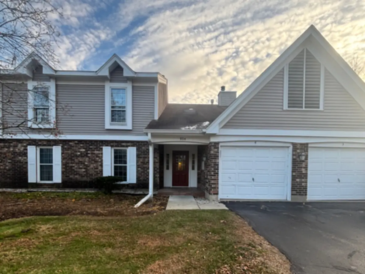 804 Chasefield Lane #3, Crystal Lake, IL 60014 - Image #1