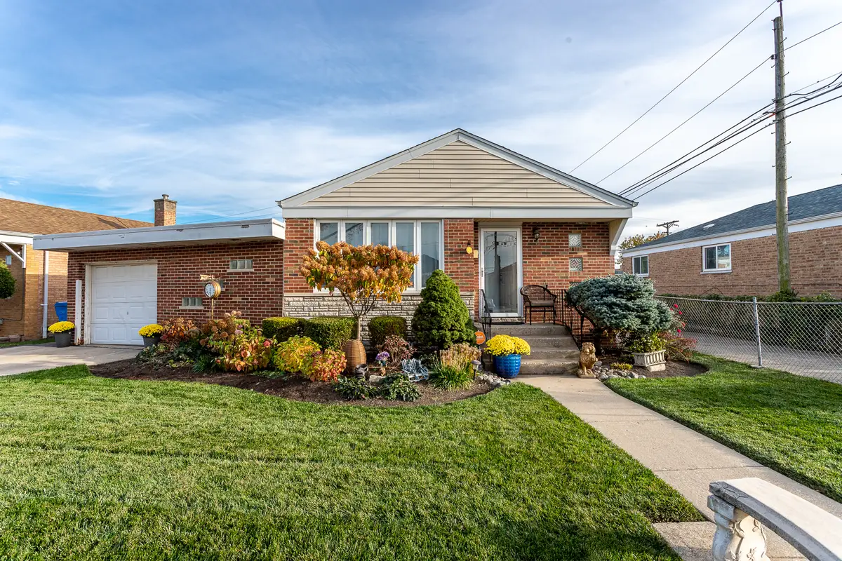 8191 S Kildare Avenue, Chicago, IL 60652 - Image #1