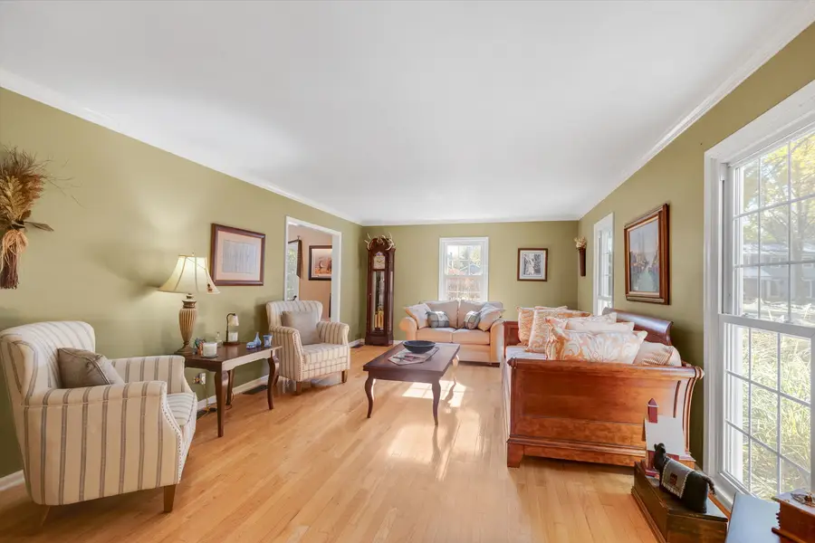 Address Withheld By Seller, Winfield, IL 60190 - Image #3