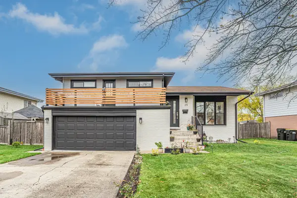 35 Julie Drive, Glenview, IL 60025