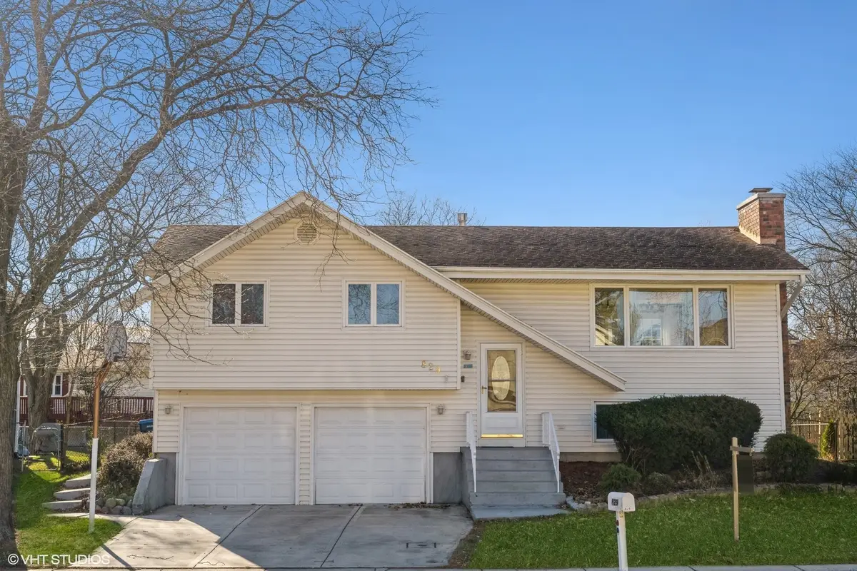 829 Pinehurst Lane, Schaumburg, IL 60193 - Image #1