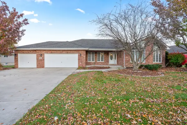 19401 Stonehenge Drive, Mokena, IL 60448