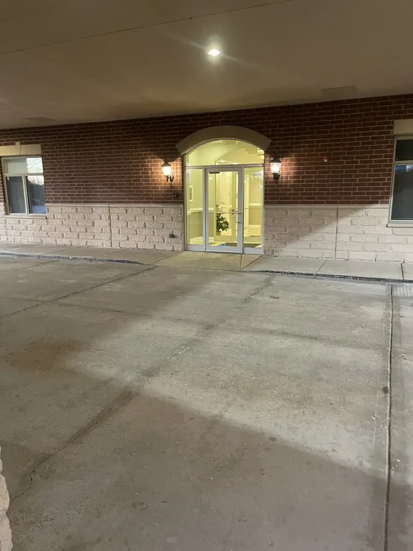 1210 N Foxdale Drive #109, Addison, IL 60101 - Image #3