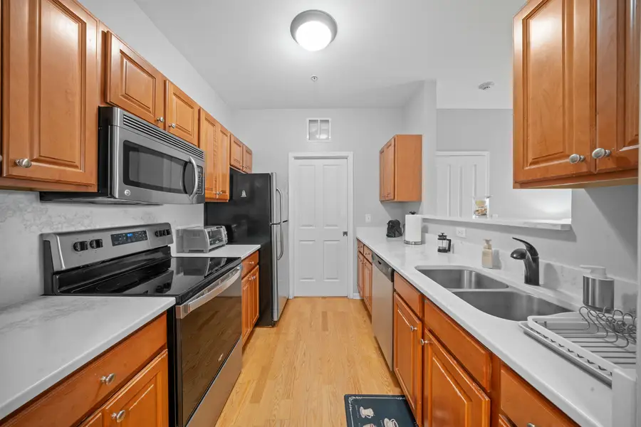 618 Pineridge Drive N #618, Oswego, IL 60543 - Image #3