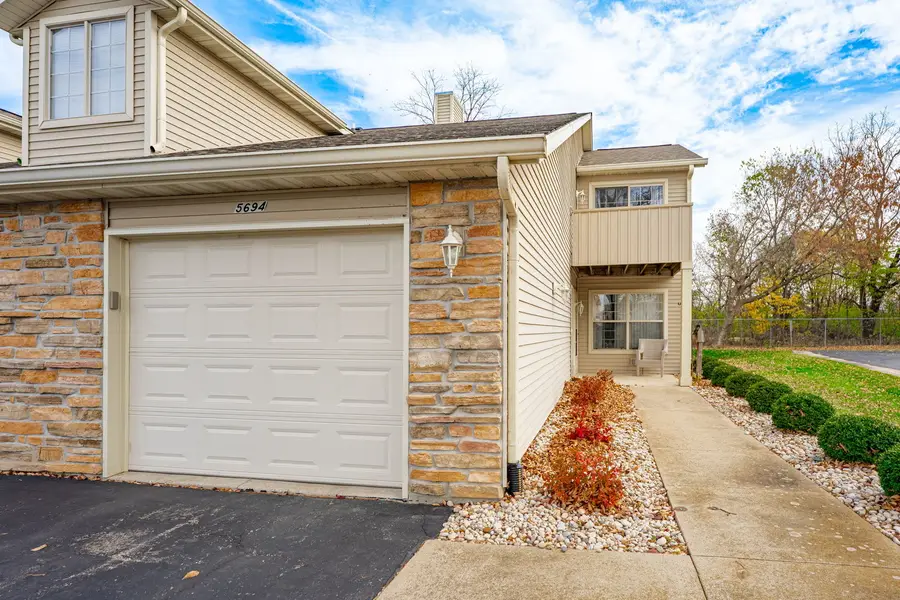 5694 Oak Village Drive, Roscoe, IL 61073 - Image #2