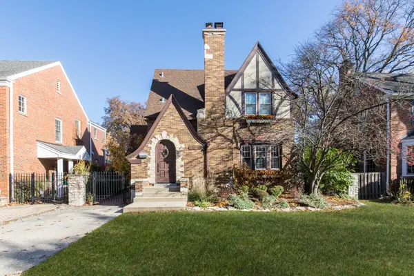 Address Withheld By Seller, Park Ridge, IL 60068