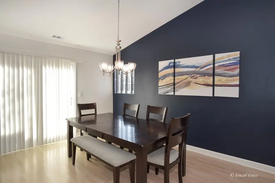 3314 Blue Ridge Drive #3314, Carpentersville, IL 60110 - Image #3