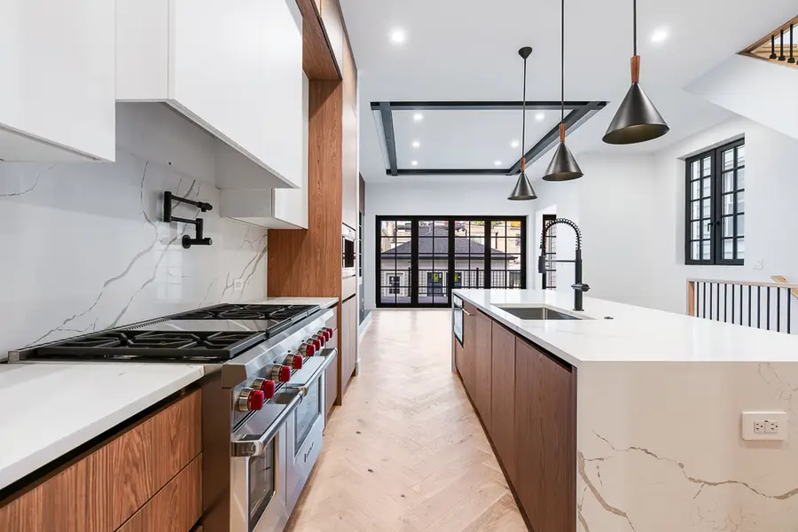 3446 N Oakley Avenue, Chicago, IL 60618 - Image #3