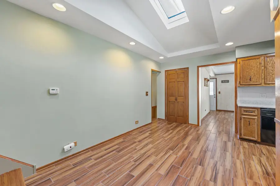 616 S Ahrens Avenue, Lombard, IL 60148 - Image #3