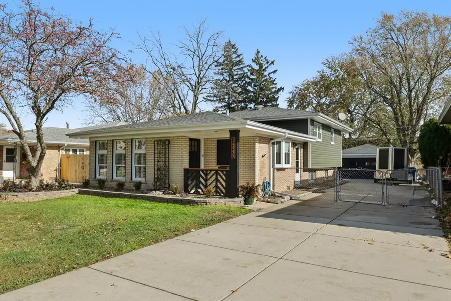 14545 Kostner Avenue, Midlothian, IL 60445 - Image #2