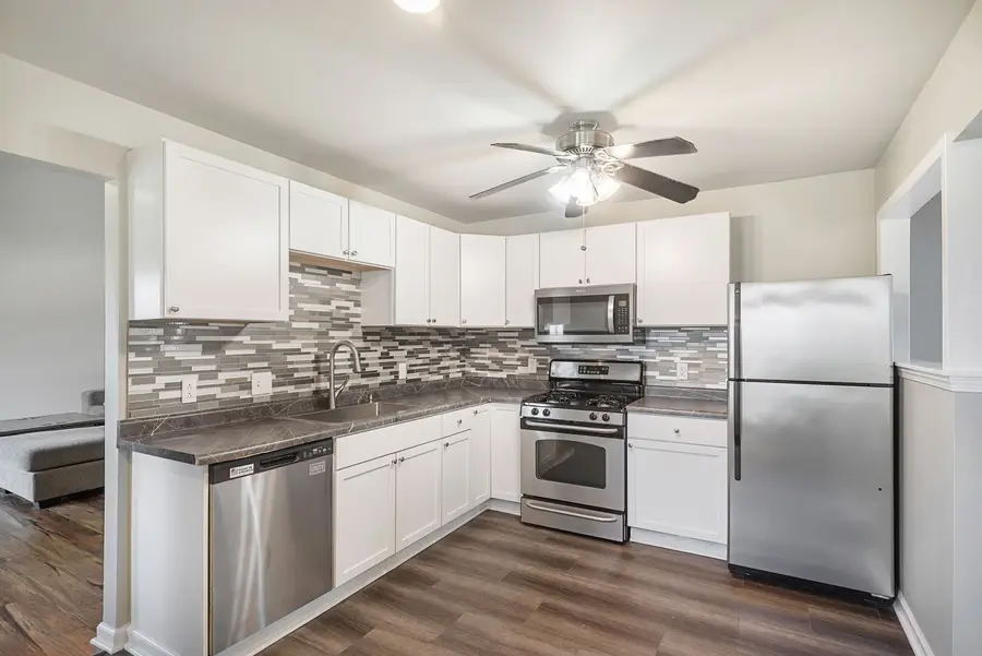 310 N Huntington Drive, McHenry, IL 60050 - Image #3