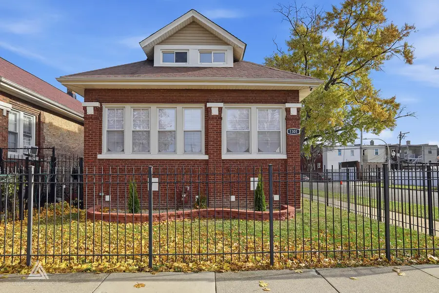 1301 N Waller Avenue, Chicago, IL 60651 - Image #2