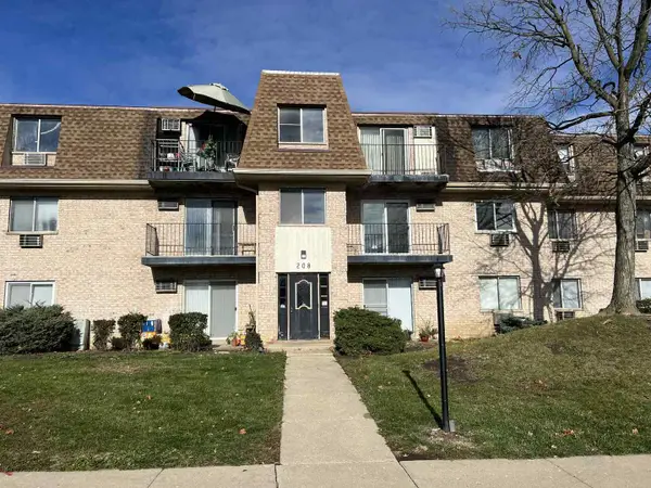 208 Shorewood Drive #3-2C, Glendale Heights, IL 60139