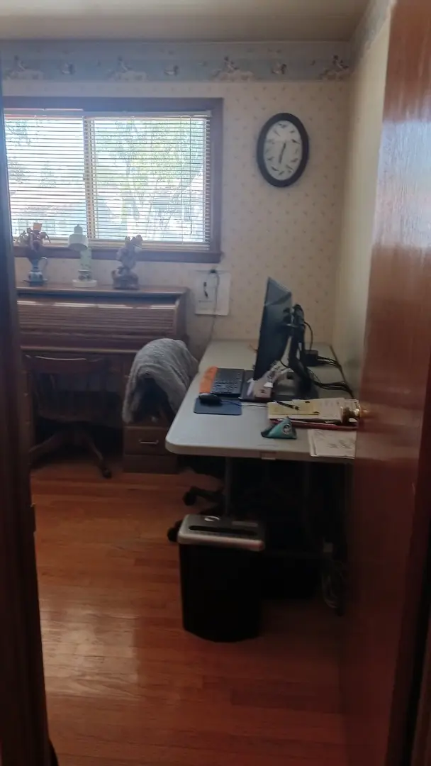 433 W Diversey Avenue, Addison, IL 60101 - Image #3