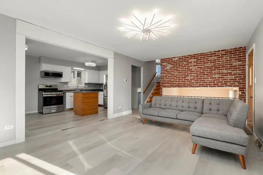 11551 S Komensky Avenue, Alsip, IL 60803 - Image #3