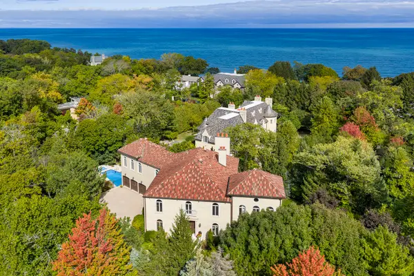 1015 Sheridan Road, Winnetka, IL 60093