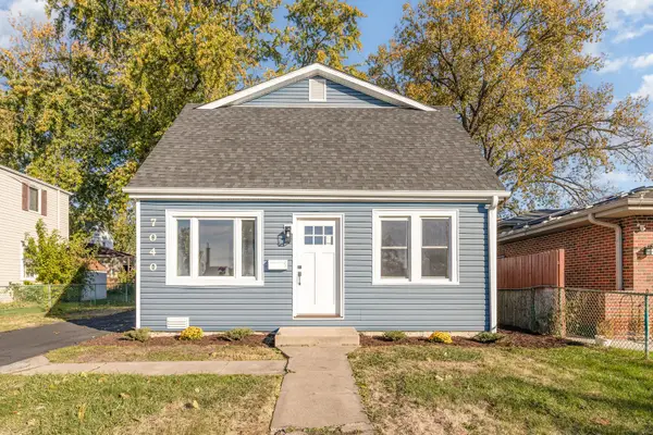 7040 W 114th Street, Worth, IL 60482