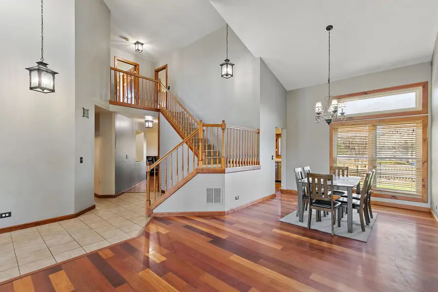 870 Noelle Bend, Lake In The Hills, IL 60156 - Image #3