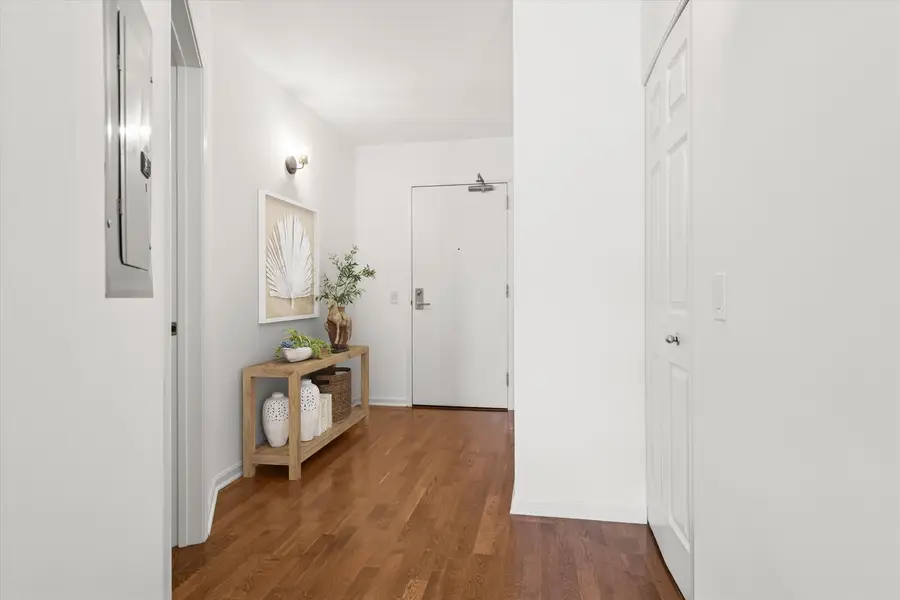 Address Withheld By Seller, Chicago, IL 60610 - Image #2