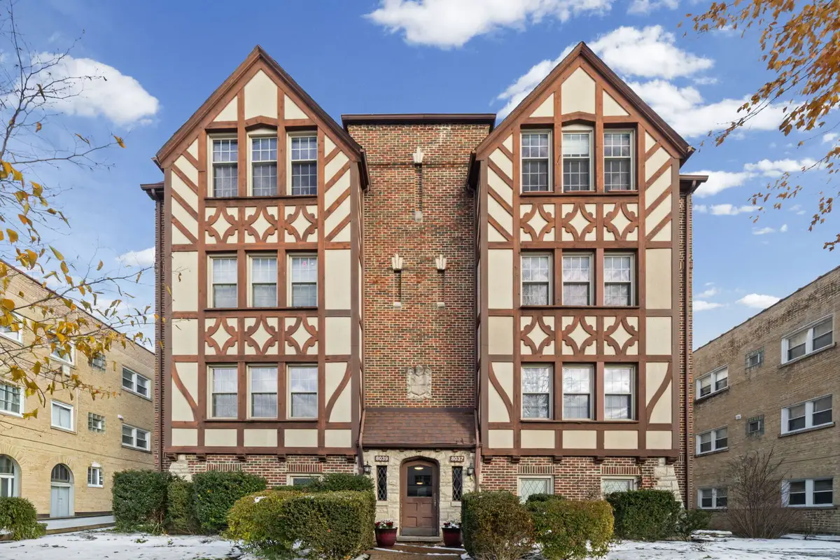 8037 Kenton Avenue #2S, Skokie, IL 60076 - Image #1