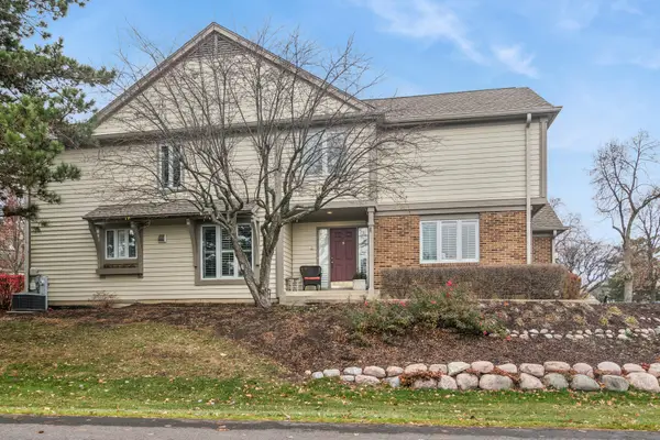 130 Warkworth Lane, Inverness, IL 60067