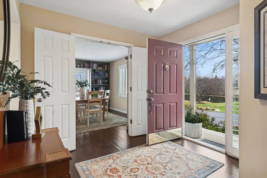 130 Warkworth Lane, Inverness, IL 60067 - Image #3