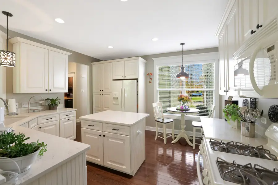 1053 Hummingbird Way, Bartlett, IL 60103 - Image #3