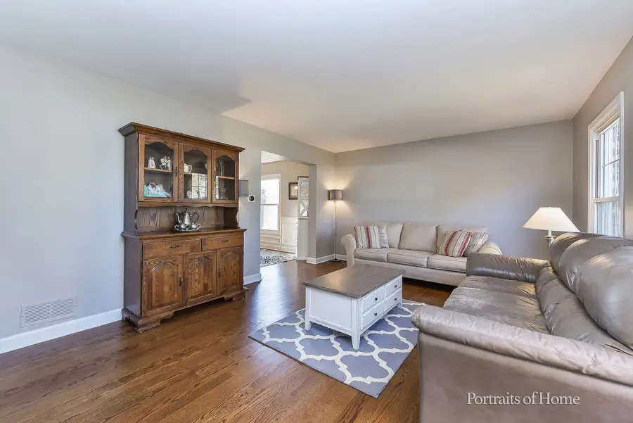 344 Waxwing Avenue, Naperville, IL 60565 - Image #3