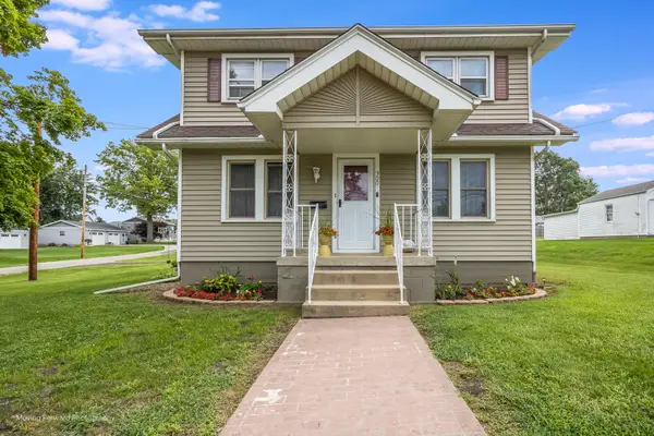 300 Beach Street, Kewanee, IL 61443