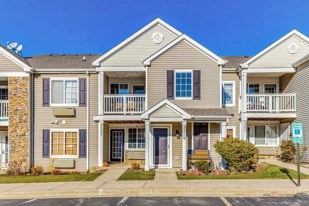 Address Withheld By Seller, Carpentersville, IL 60110 - Image #1