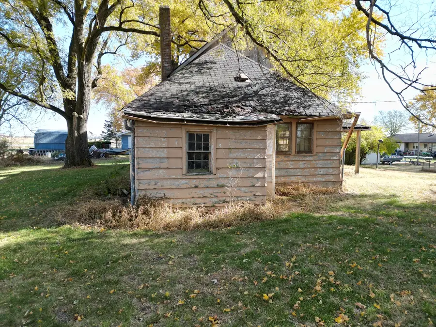 Address Withheld By Seller, Watseka, IL 60970 - Image #3