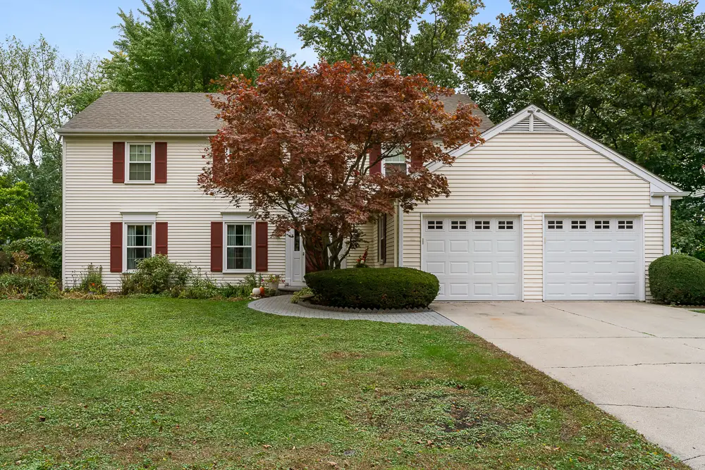 2067 Butternut Lane, Northbrook, IL 60062 - Image #1