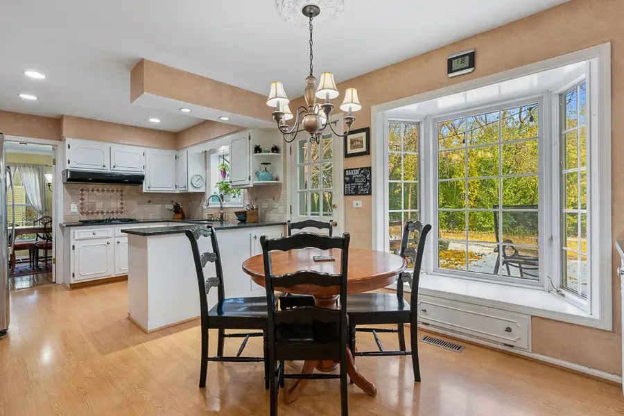 2067 Butternut Lane, Northbrook, IL 60062 - Image #3