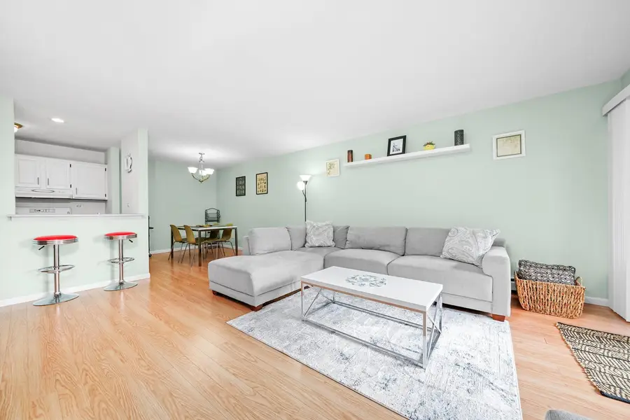 1926 Prairie Square #210B, Schaumburg, IL 60173 - Image #2