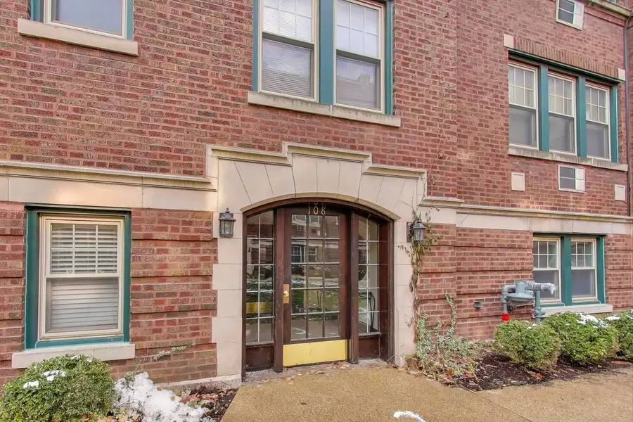 108 Lincoln Avenue #2B, Riverside, IL 60546 - Image #3
