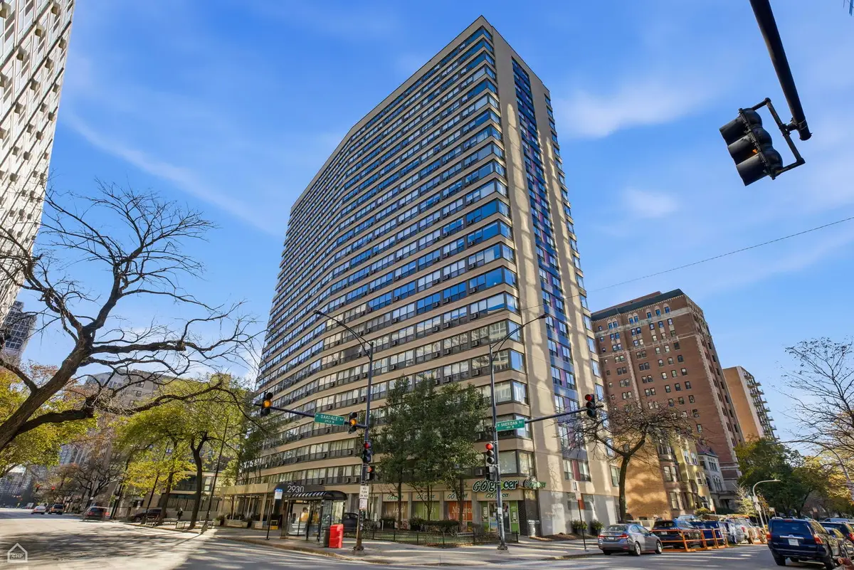 2930 N Sheridan Road #302, Chicago, IL 60657 - Image #1