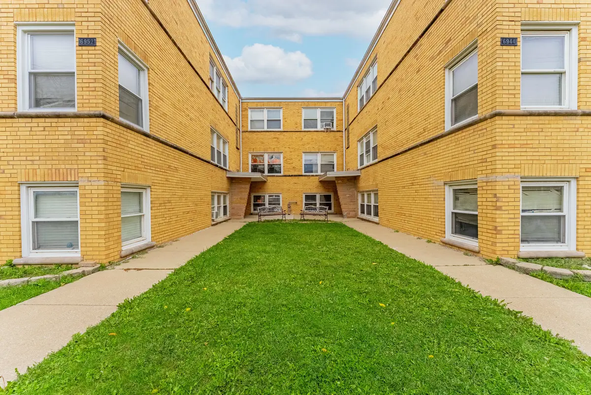 6944 W Diversey Avenue #3S, Chicago, IL 60707 - Image #1