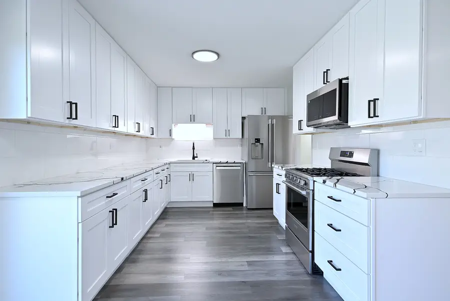 6938 Meadowbrook Lane, Hanover Park, IL 60133 - Image #3