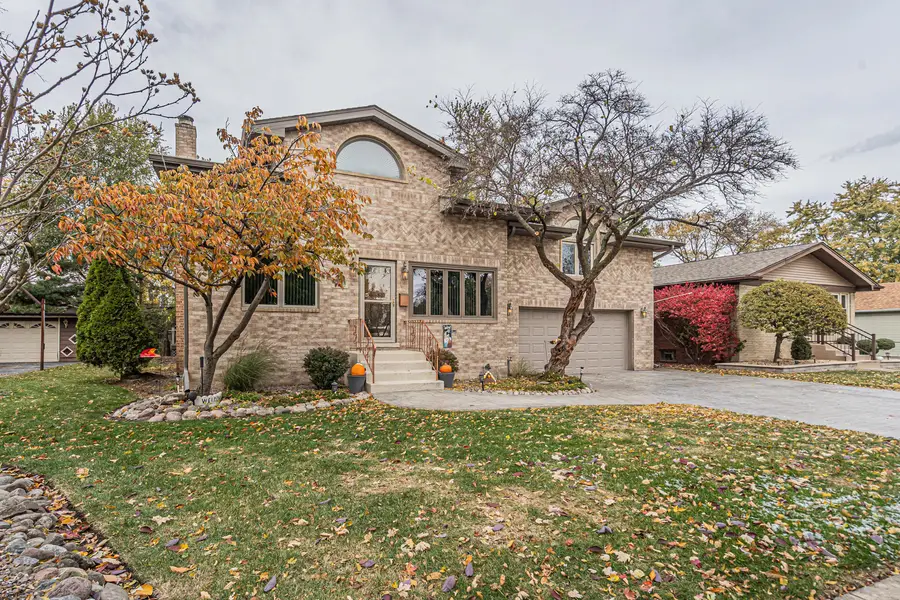 6528 Ridge Drive, Chicago Ridge, IL 60415 - Image #2