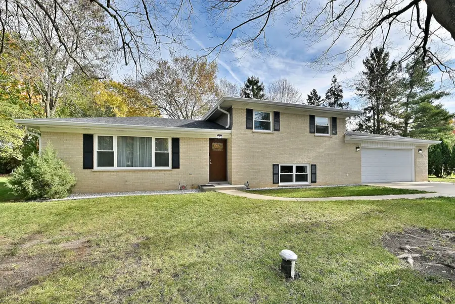 Address Withheld By Seller, Palatine, IL 60074 - Image #2
